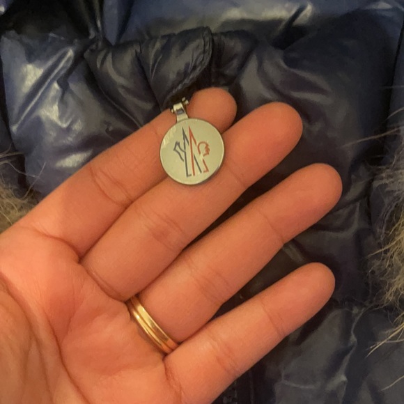 Moncler snowsuit in blue with real fox fur - Picture 2 of 16